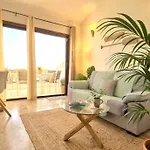 Apartmán Soleggiato Attico Vista Mare E Piscina Sc768 *