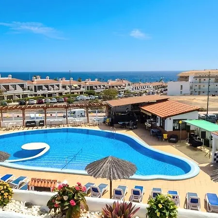 Apartmán Soleggiato Attico Vista Mare E Piscina Sc768